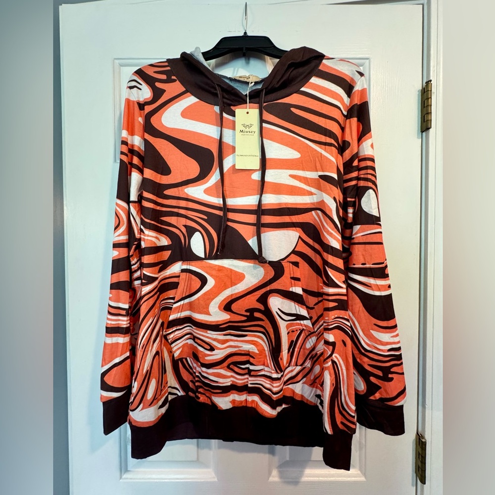 Women’s Hoodie NWT